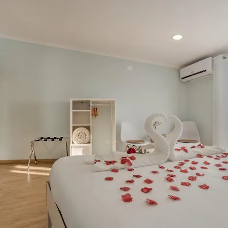 Fika Bed & Breakfast *